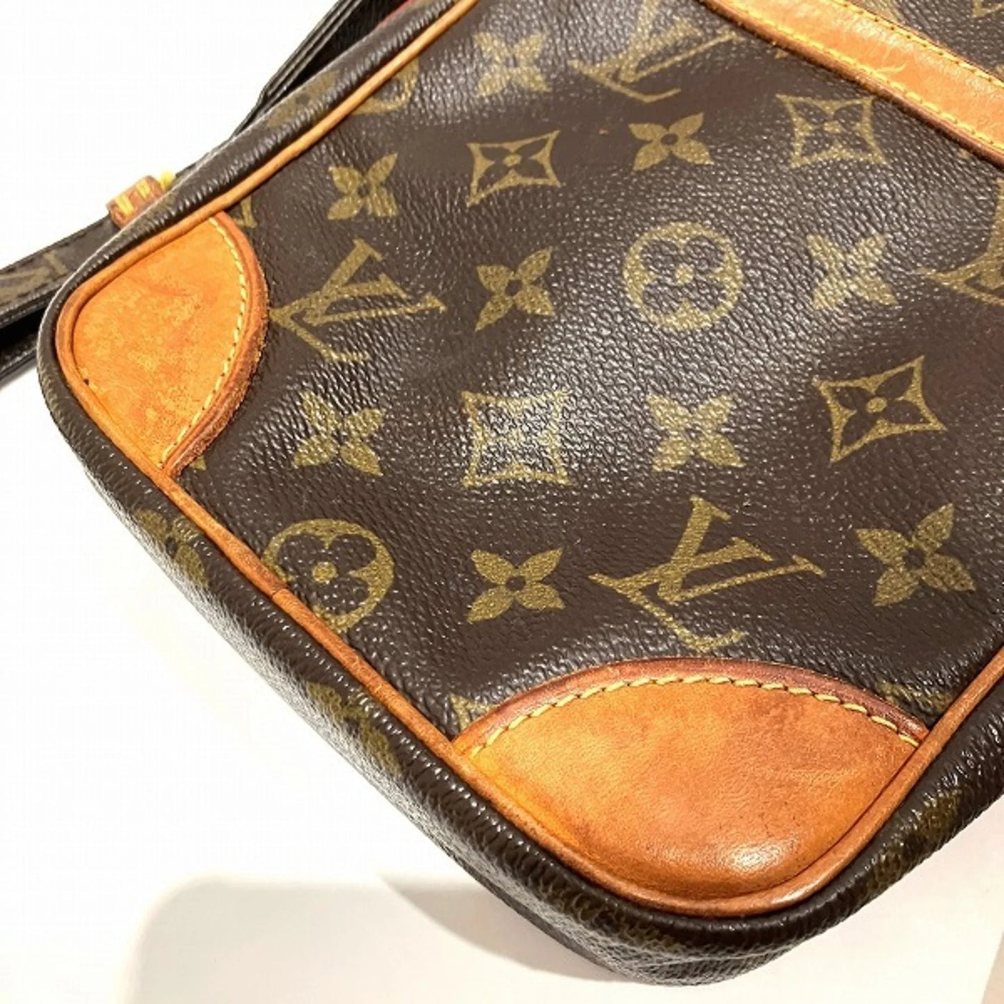 Louis (Good) Pre-Owned Vuitton Shoulder Monogram Women Danube Bag M45266