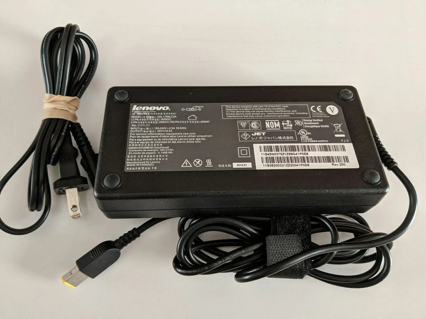 170W P52 AC P50 14 Adapter 15 Y7000 R720 17 Charger P51 Lenovo Power Legion