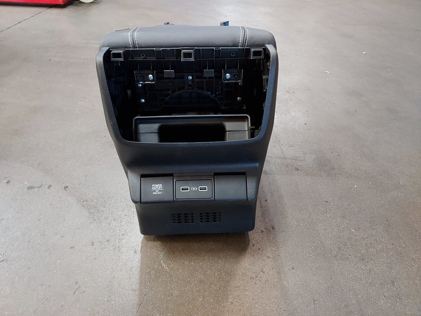 OEM Center 2022-2023 Pre-Owned LKQ (Good) MDX Floor Console Acura