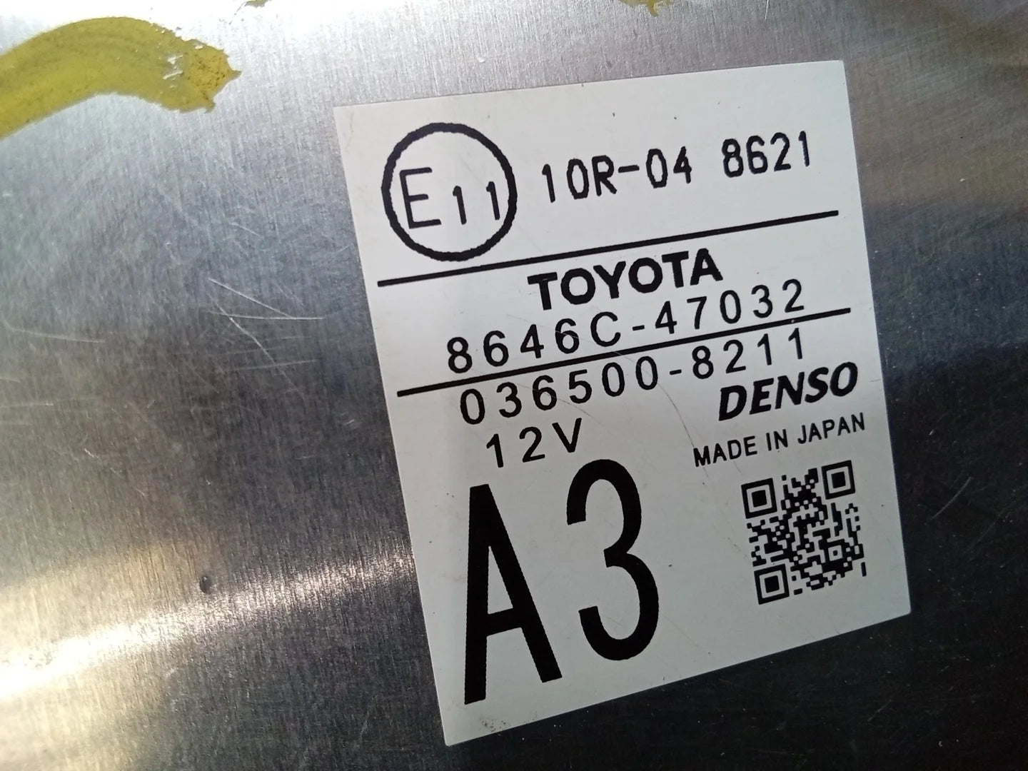 Warning Prius Lane Pre-Owned Windshield 8646C-47032 Front 2018 (Good) OEM Camera Departure Toyota